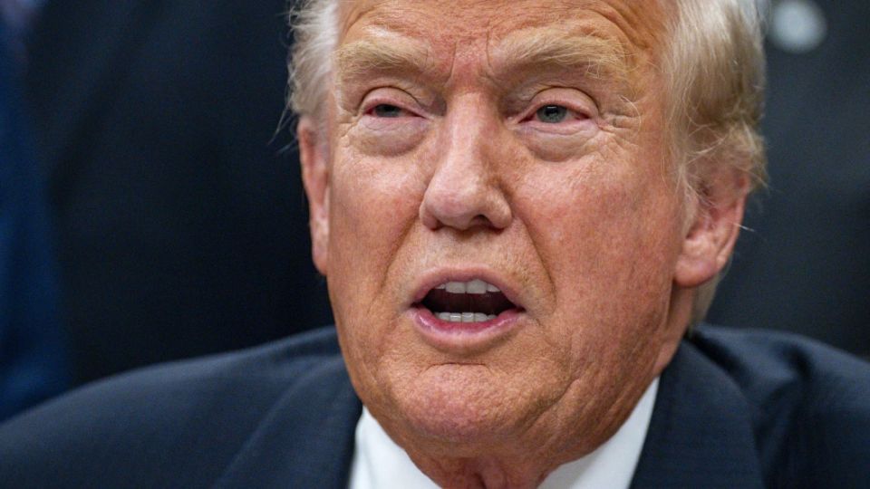 "Такого от России больше не потерплю": Тайна "переобуваний" Трампа разгадана. Так вот в чём всё дело