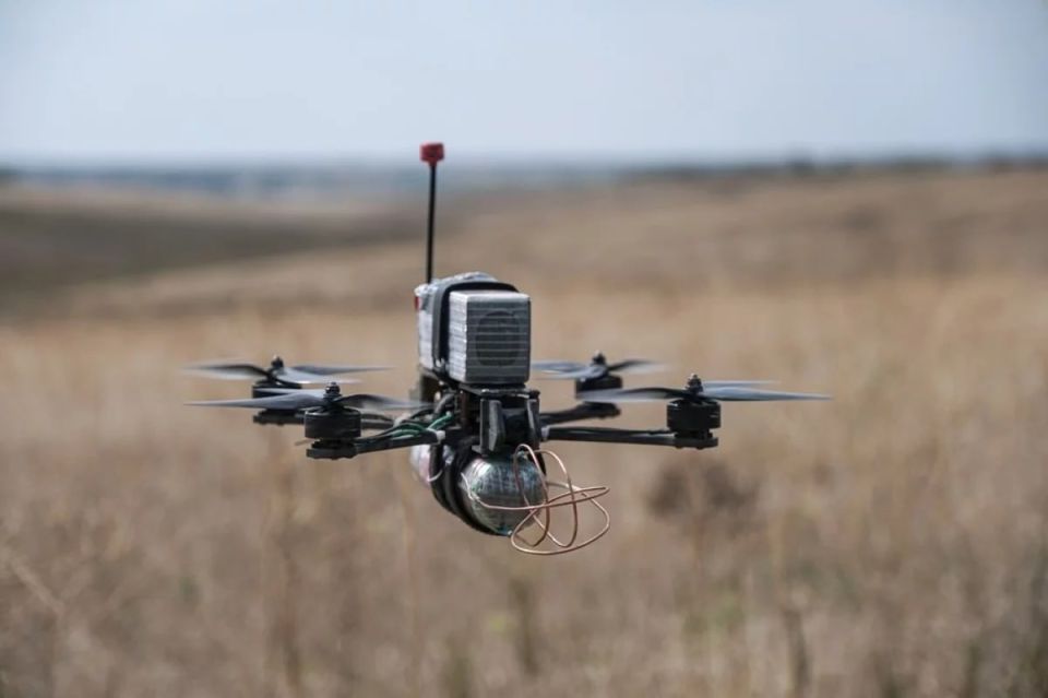 Российская армия начала применять дрон, который станет ударом для украинской логистики — что известно об этом оружии?