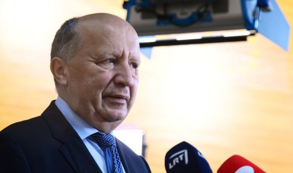 Осесть в Прибалтике. Украинскими солдатами распоряжаются, как хотят