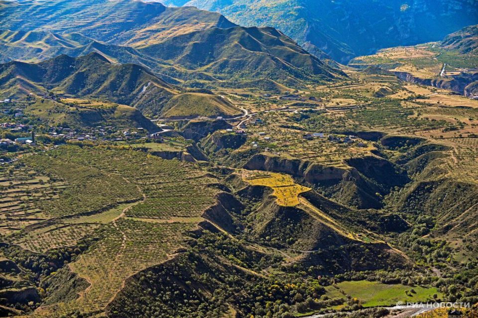 Сад памяти с мемориалом погибшим защитникам Отечества открыли в Дагестане