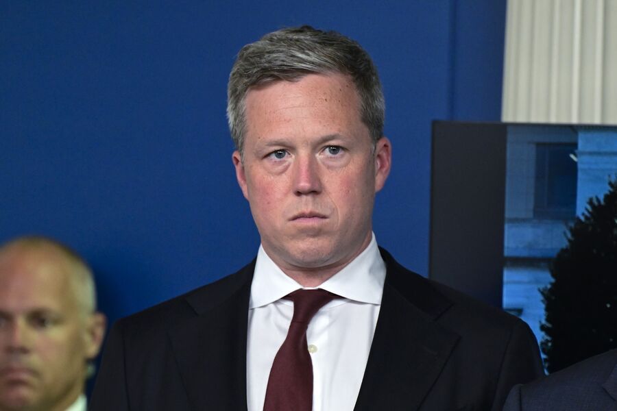 Алексей Журавлев: Надо сказать, что Россия и не прерывала контактов с Соединенными Штатами, а встреча лидеров в Будапеште просто была отложена, до тех пор, пока не появится четкий и ясный предмет для обсуждения