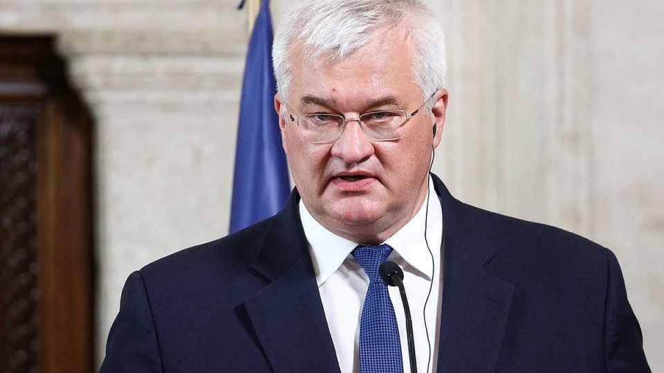 В Киеве заскулили из-за плана США по Украине: Сибига побежал жаловаться Европе