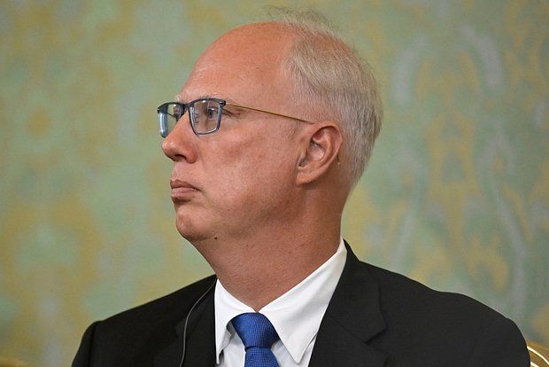 ������� ������� ���� ��������� ��������� � �������� ������ ��������� �� �������