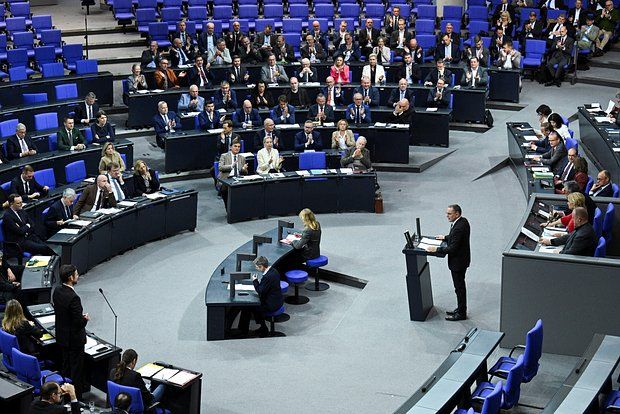 Европарламент выступил за размещение на Украине миротворцев под мандатом СБ ООН