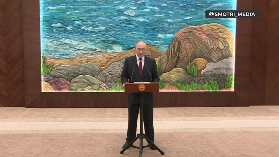  : :    ,  28        ,       