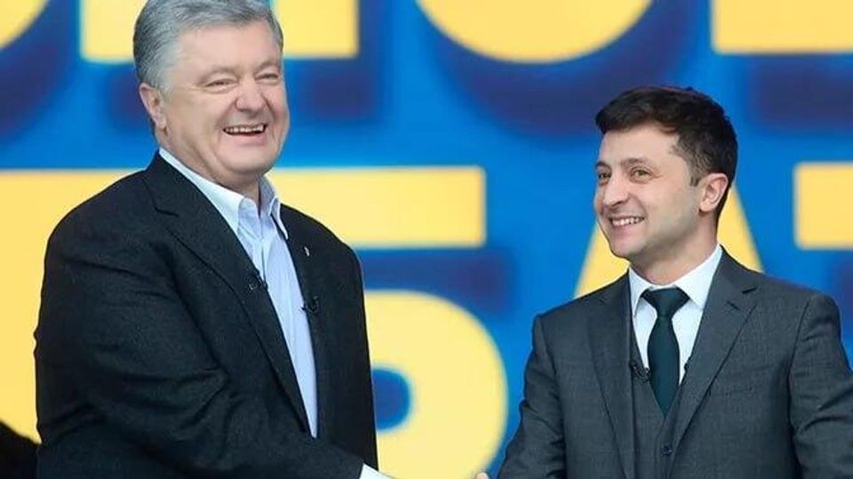 Порошенко* и Арахамия требуют отставки всего правительства