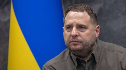 "Меня оскорбили": уволенный Зеленским Ермак заявил об уходе на фронт