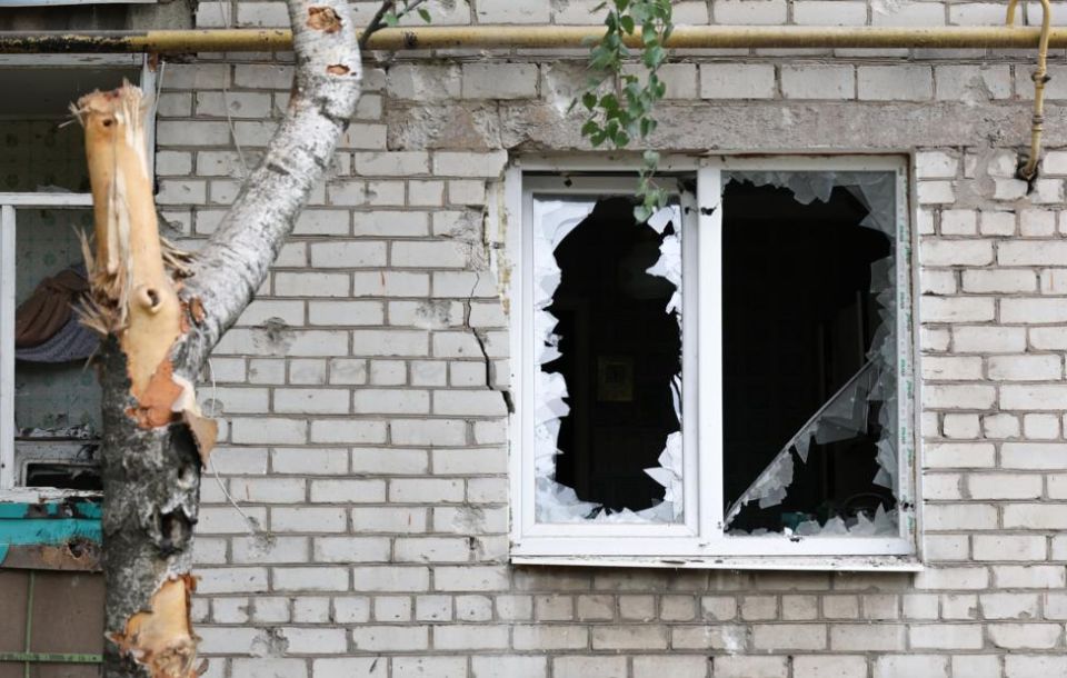 В Волгограде повреждены склад и жилые дома из-за атаки БПЛА