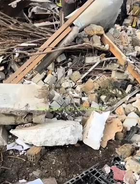 Интересные кадры с места удара по Дарницкой ТЭЦ в Киеве