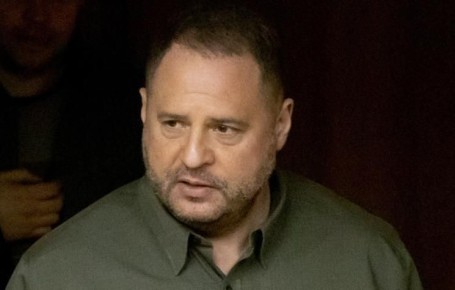 Economist: Ермак был "вне себя" после отставки