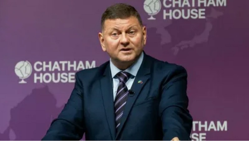 Залужный предлагает снабдить киевский режим ядерным оружием