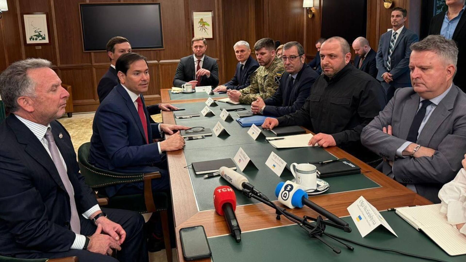 "Зеленский слишком долго держал нас за дураков": США давят на больное место Украины при помощи Умерова