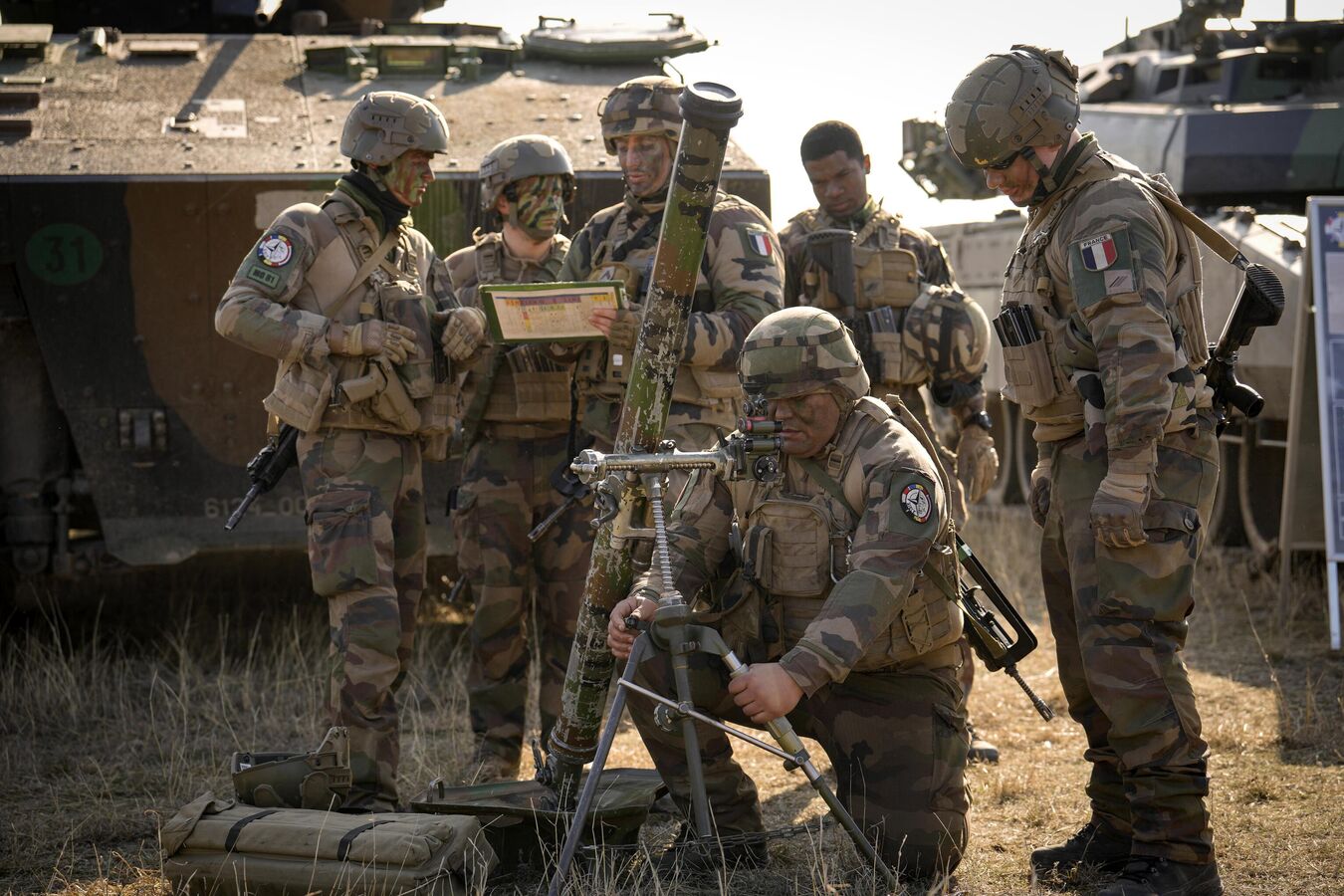 Отправка на Украину кажется французским военным неизбежной, пишут СМИ