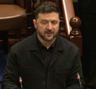 Зеленский заявил, что «всё зависит» от сегодняшних переговоров в Москве