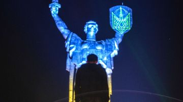 Стадия принятия: украинцев начали готовить к признанию поражения