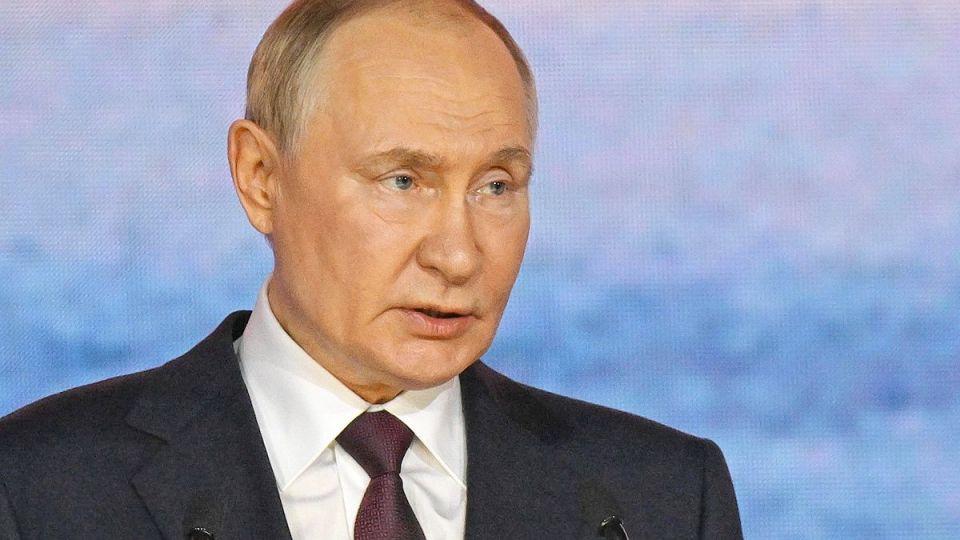 Путин заявил, что ВС России начали ликвидировать 15 батальонов ВСУ в Купянске