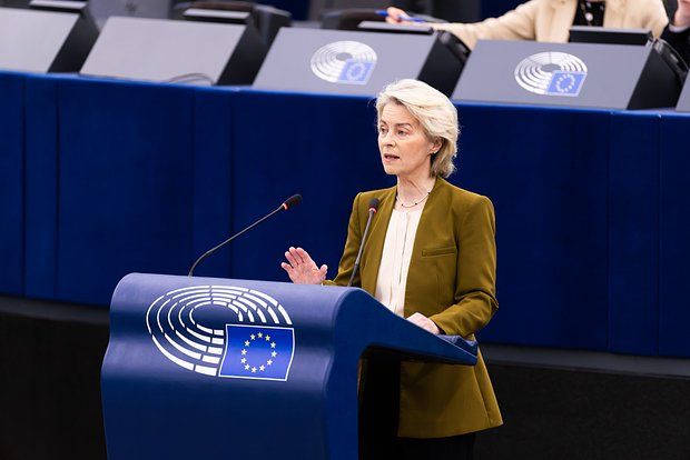 Фон дер Ляйен: ЕК намерена запретить возврат конфискованных активов РФ через суд