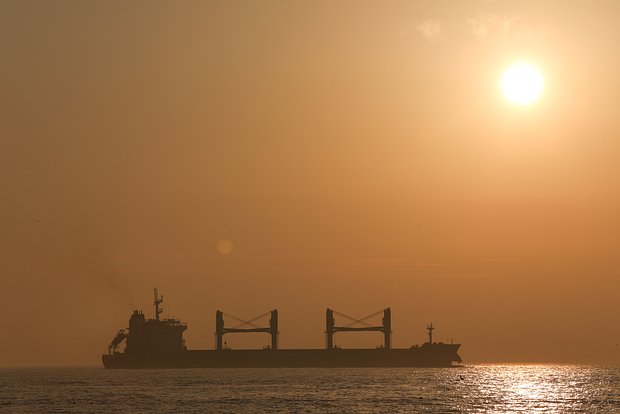 Курт: Организаторы атак в Черном море хотят сорвать мирные переговоры по Украине