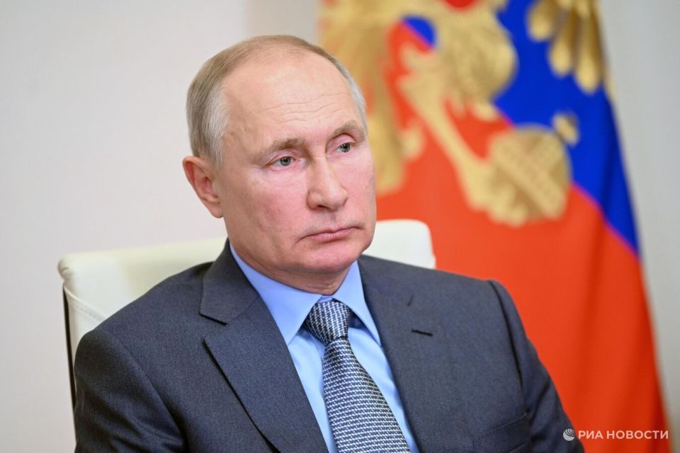 Путин заявил, что Россия пыталась выстроить отношения с Украиной