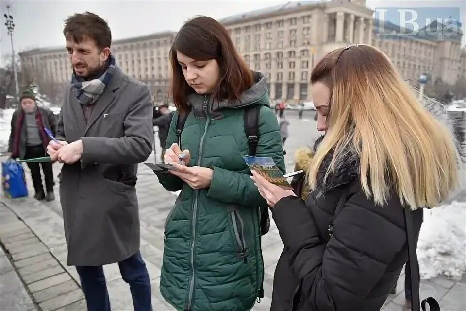 О чем свидетельствуют украинские соцопросы