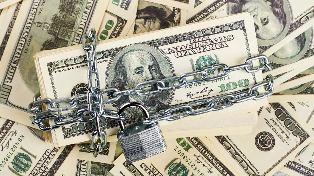 Бельгия призналась, почему боится "взять деньги у злодея Путина и отдать их хорошему парню"