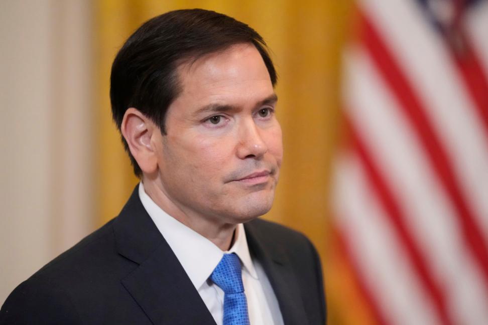 DM: Рубио переключился с Украины на Венесуэлу ради политического будущего