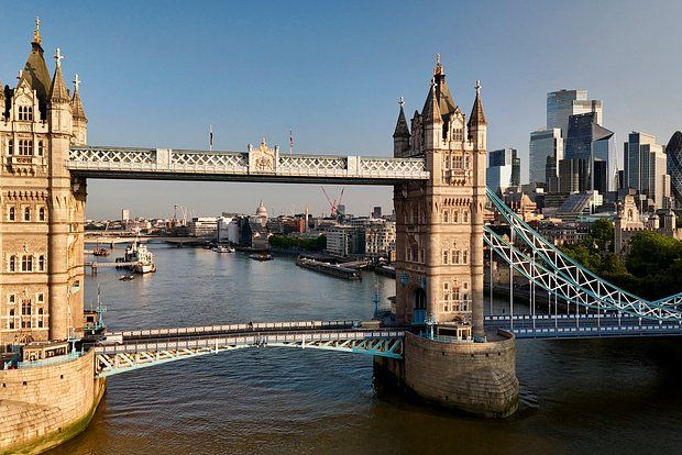 The Times: Великобритания готова передать Украине активы России на $10,6 млрд