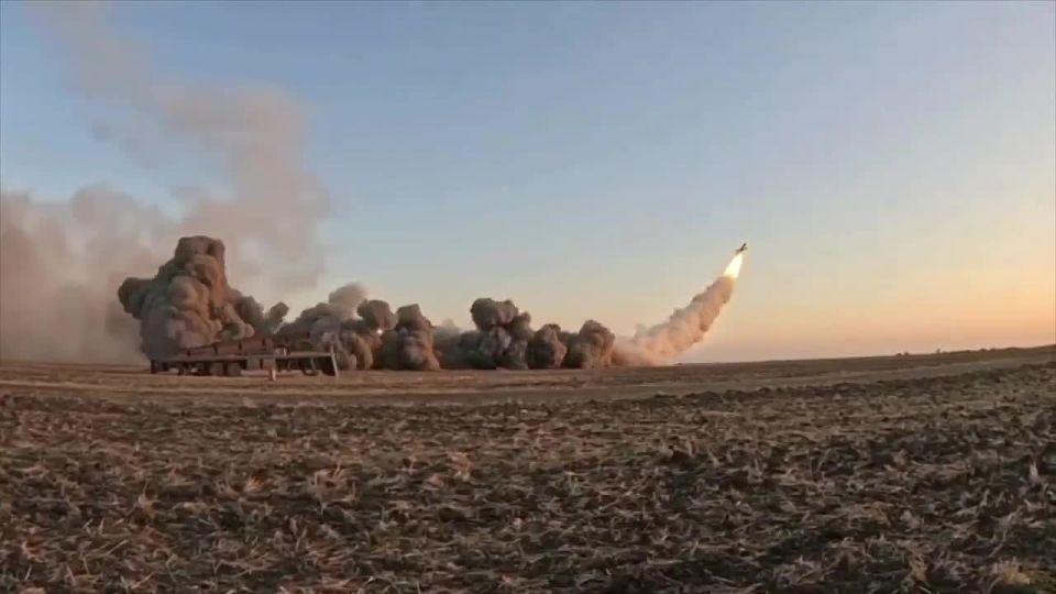 Оказывается вчера Fire Point опубликовала видео процесса производства своих дронов-камикадзе FP-1/2 и ракеты FP-5 Фламинго