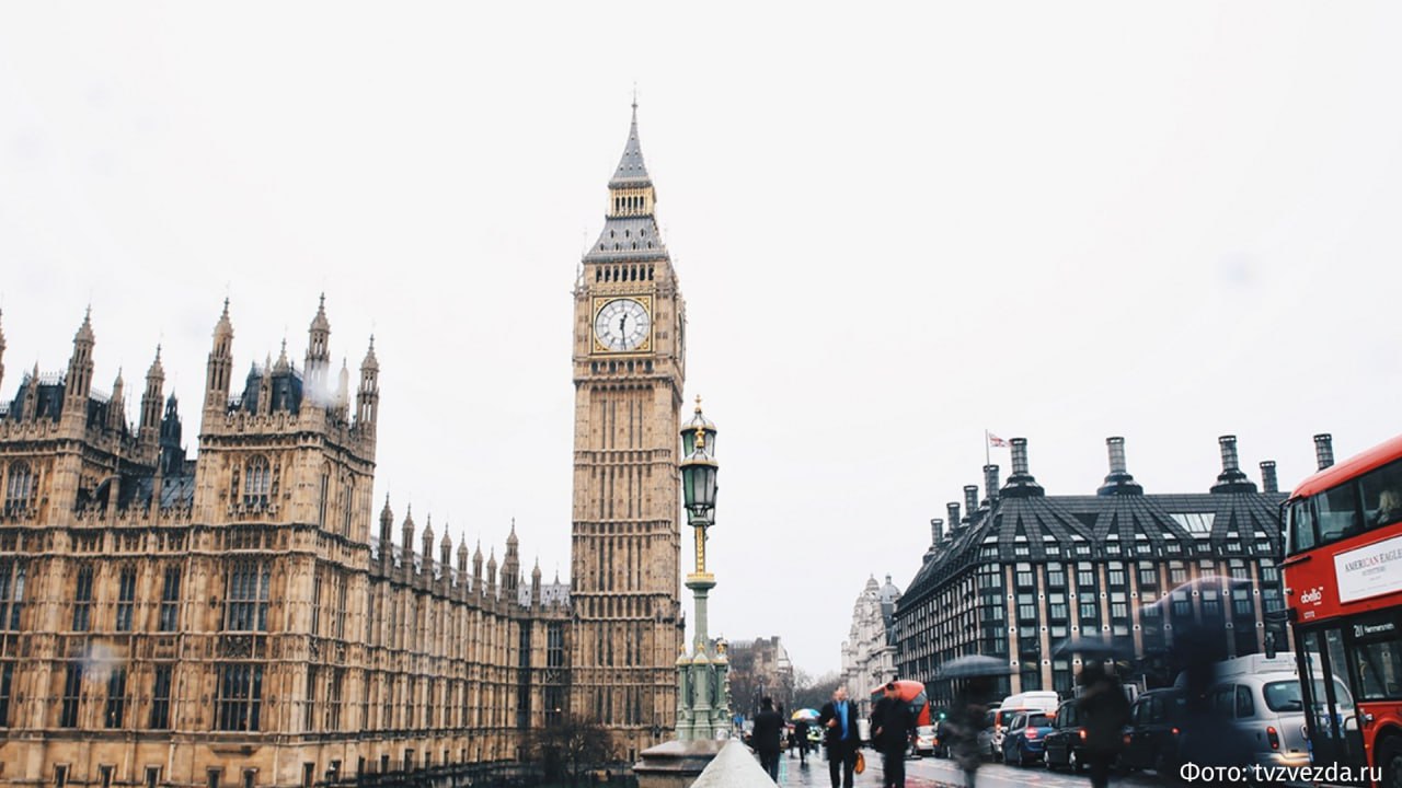 Правительство Великобритании планирует передать Украине замороженные активы России на сумму 8 млрд фунтов (около $10,6 млрд), сообщает The Times со ссылкой на источник в кабмине