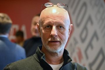 Блогер Пучков: Трампу не хватило поддержки для завершения конфликта на Украине