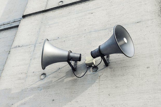 RMF24: В польском Любартове включили ложную воздушную тревогу из-за Украины