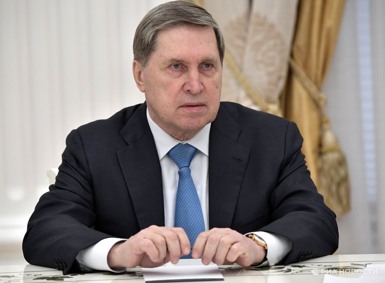 Россия и США работают в контексте урегулирования на Украине, заявил Ушаков