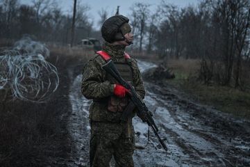 Генерал Липовой: ВСУ попытались прорвать окружение, чтобы спасти офицеров НАТО