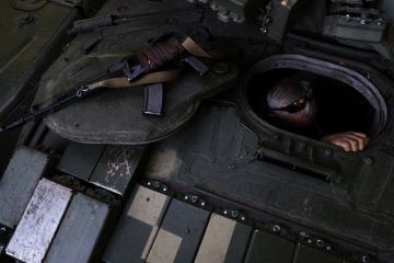 РИА Новости: Пленный из ВСУ Прытов рассказал о дерущихся за еду военных «Азова»