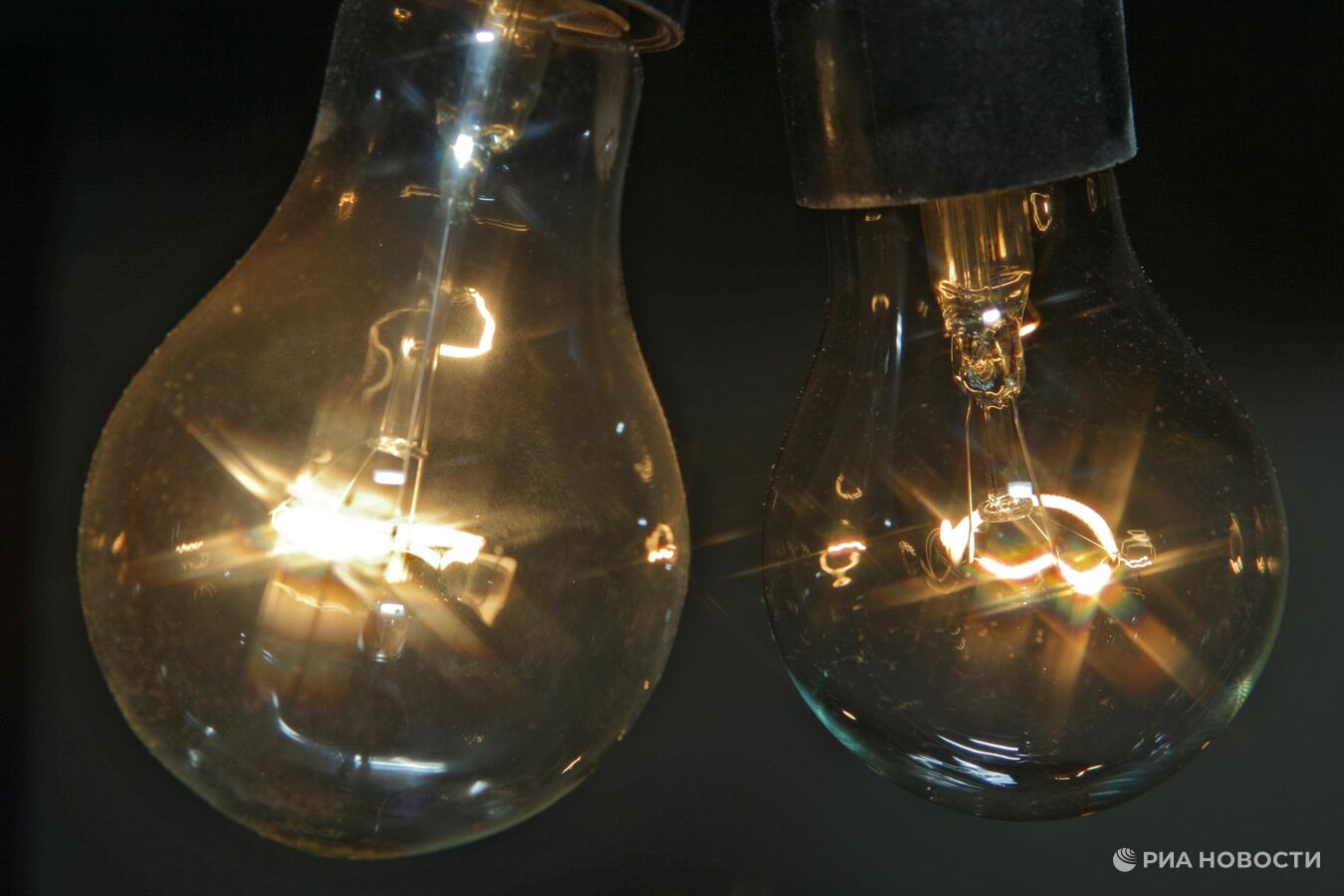 Под Киевом жители села перекрыли дорогу из-за отсутствия света, пишут СМИ