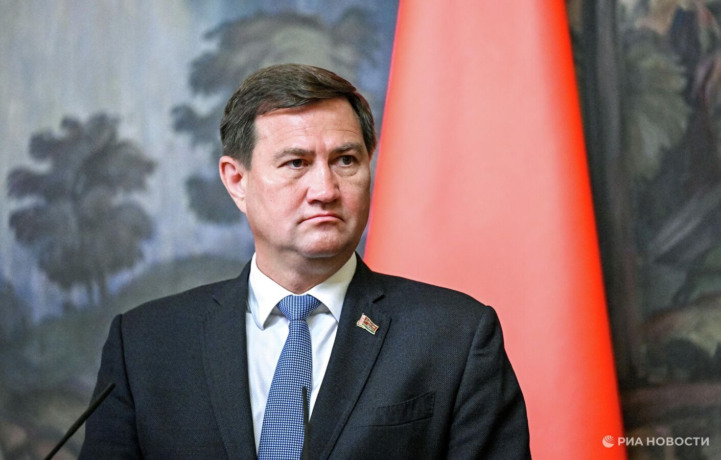 Принуждение Киева к миру от США вынуждены учитывать в ЕС, заявил Рыженков