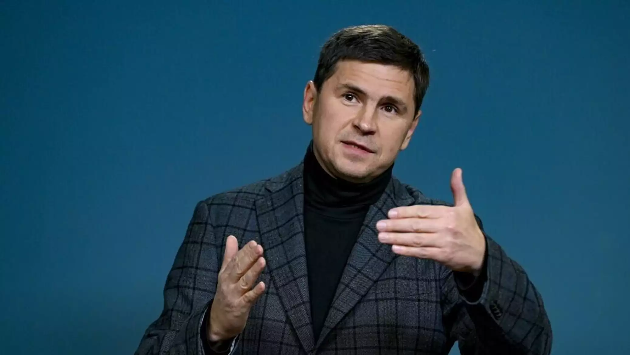 Советник Зеленского Подоляк в интервью нацистке использовал клише из американских спортивных драм