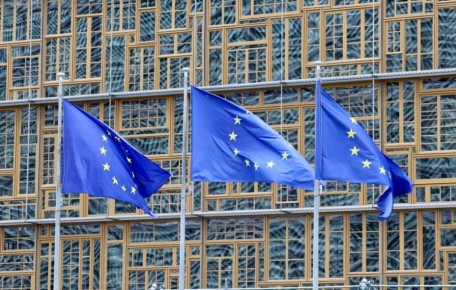 CNN: ЕС обеспокоен, что изменение подхода США скажется на переговорах по Украине