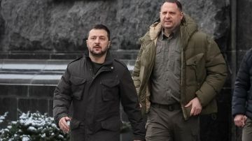 На Украине назвали неожиданного участника заговора против Ермака: ниточки ведут к руководству страны