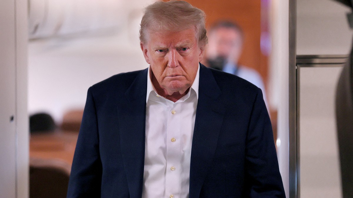 «Некогда читать план»: наглость Зеленского на переговорах по Украине вызвала ярость Трампа