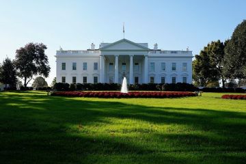 AC: США не должны давать гарантии Украине, пусть Европа заботится о безопасности