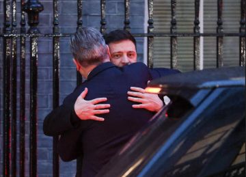 По всем признакам, Зеленского послали и в Лондоне