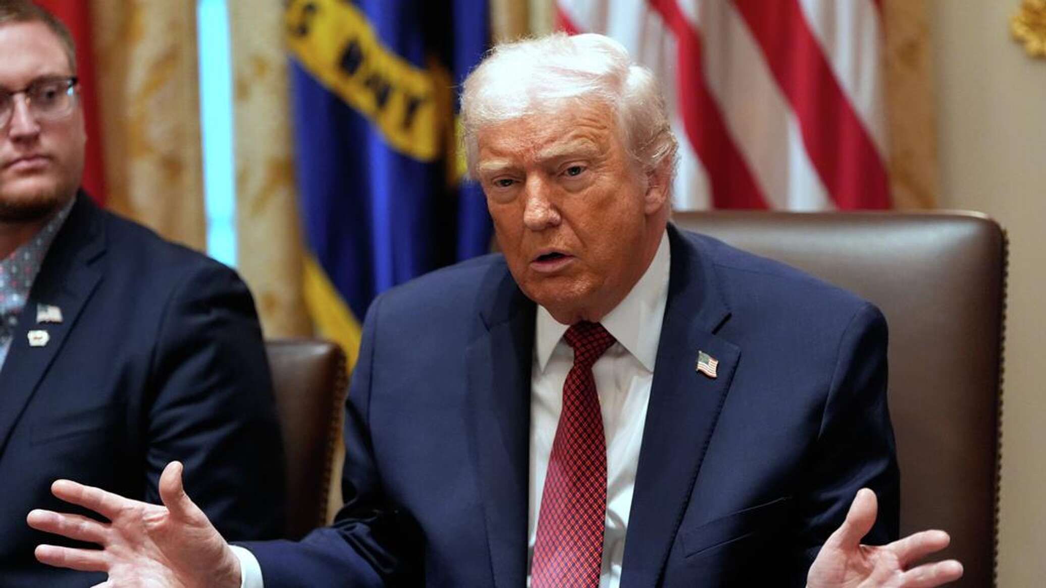 Европейские лидеры разрушат свои страны из-за Украины – Трамп