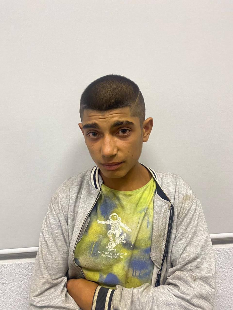 #украина_под_микроскопом: В Мукачево на Западной Украине четверо несовершеннолетних 13, 14, 16 и 17 лет заманили 46-летнюю женщину «провести к такси»