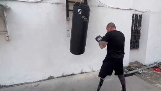 Советник президента ЦАР Подольский вернулся к работе после ампутации ног и руки