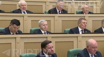 «На любые враждебные шаги — включая отправку на Украину европейских воинских контингентов и экспроприацию российских активов — мы будем отвечать», — Лавров