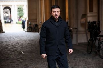 Шарий: НАБУ получило информацию об украденном Зеленским миллиарде долларов