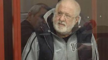 Киевский суд рассматривает продление содержания под стражей Коломойского