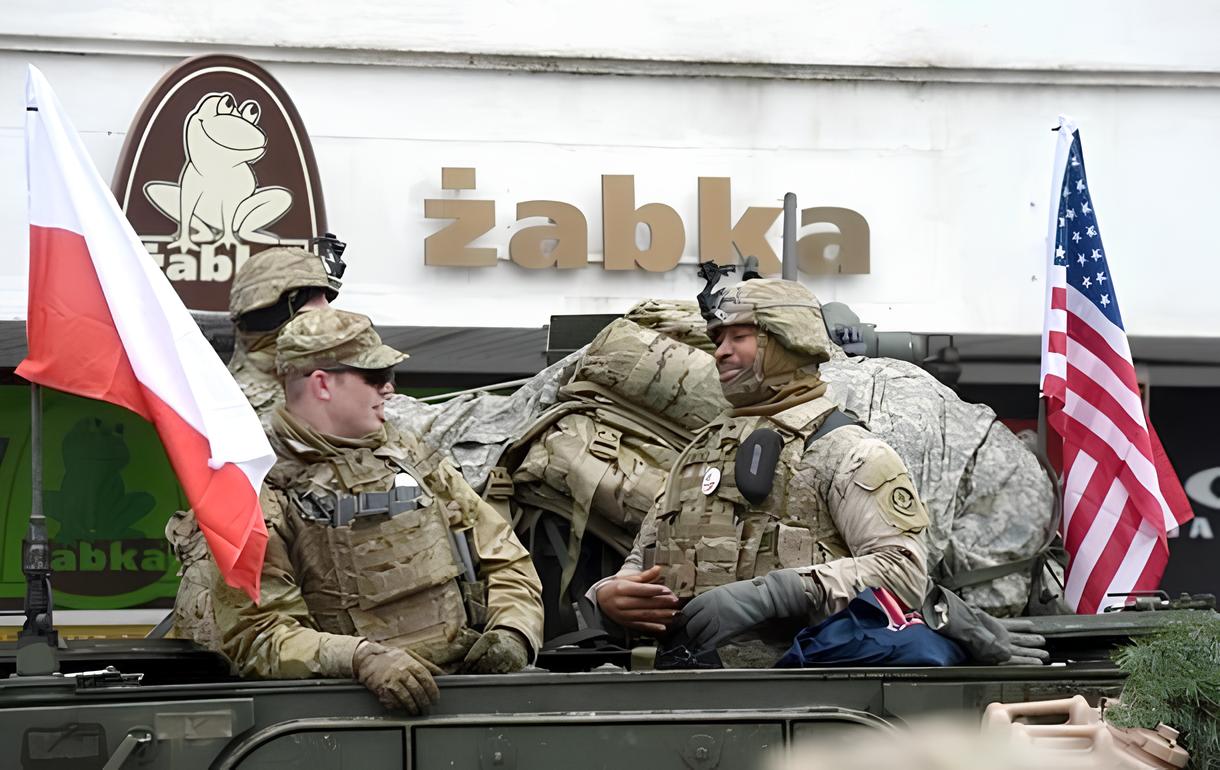 Разменная пешка. По мере того как конфликт на т.н. Украине подходит к определённой фазе, Польша превращается в передовой форпост НАТО для противостояния с Россией