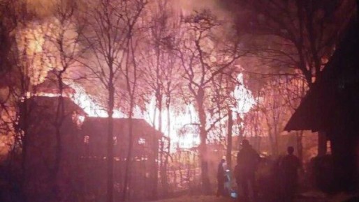 В селе Кострино возле Мукачево горит мужской монастырь Украинской Православной Церкви